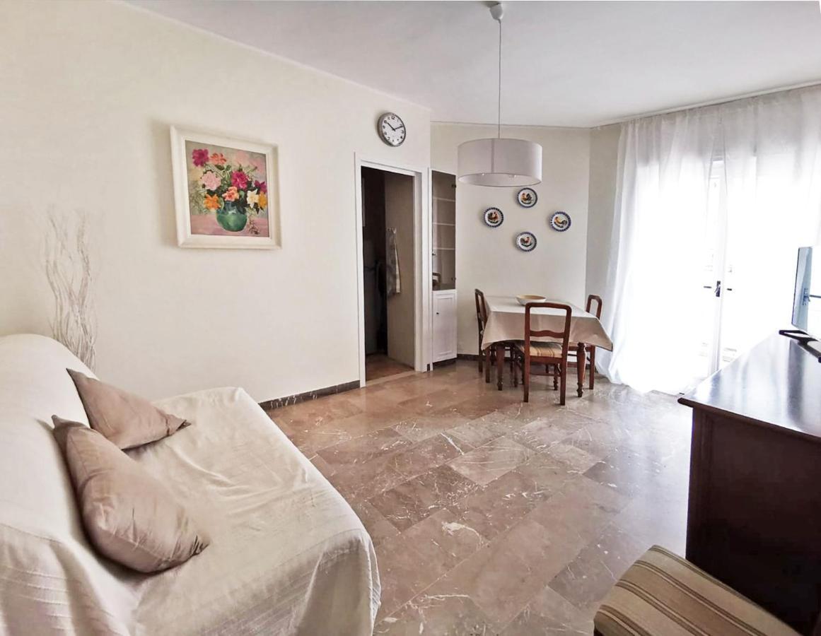 Casa Margherita, centrale a due passi dal mare Bordighera Esterno foto