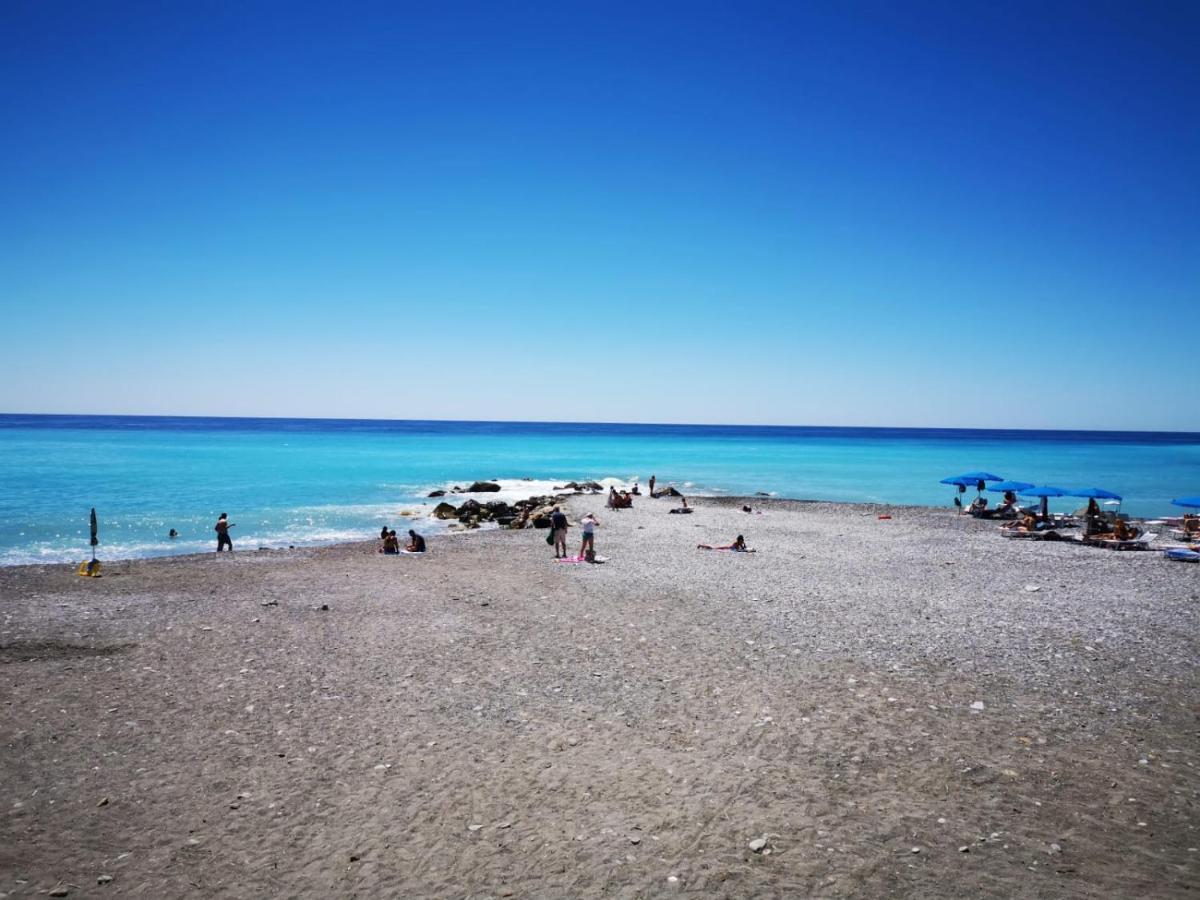 Casa Margherita, centrale a due passi dal mare Bordighera Esterno foto